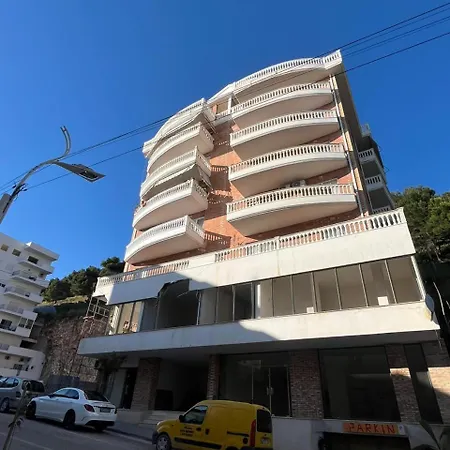 Vaney Sarandë
