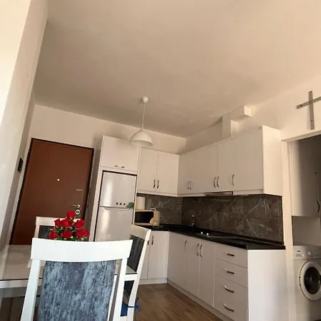 Vaney Sarandë