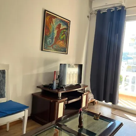 Apartment Vaney